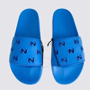 gucci pursuit gg logo pool slides